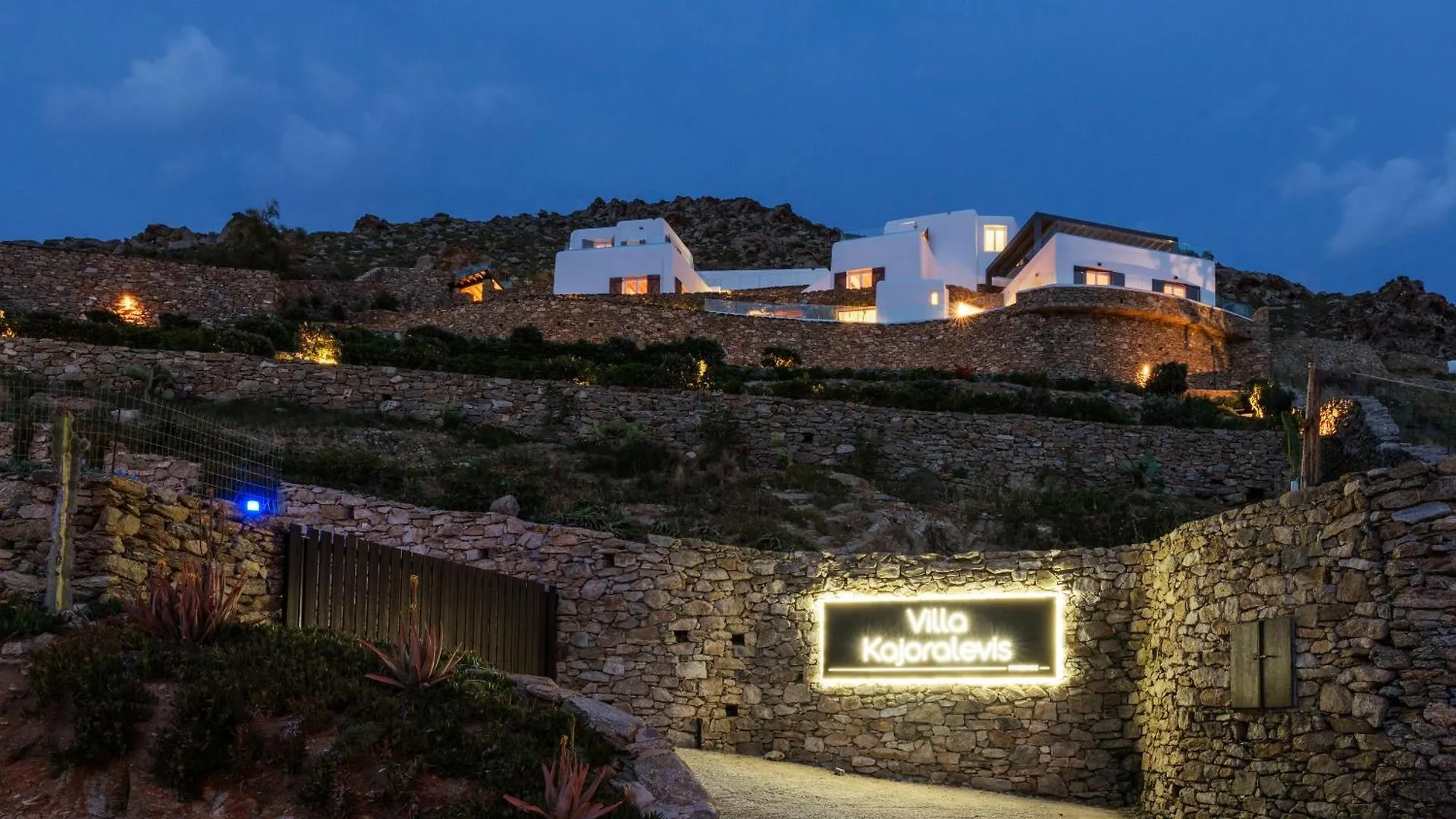Villa Levi'S By Ethos Hospitality - Tennis Court Panormos