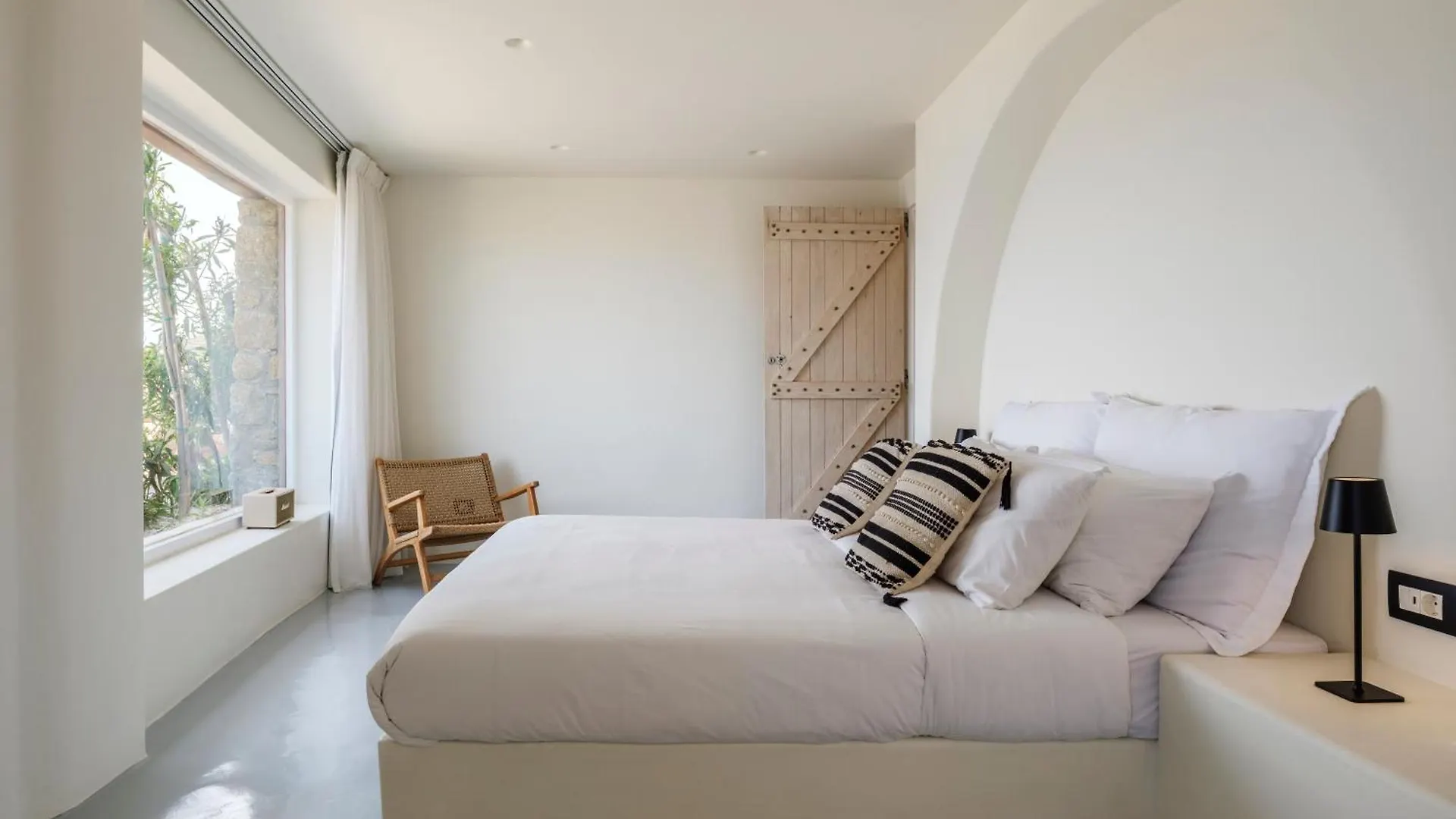 Villa Levi'S By Ethos Hospitality - Tennis Court Панормос-Миконос 0*,  Греция